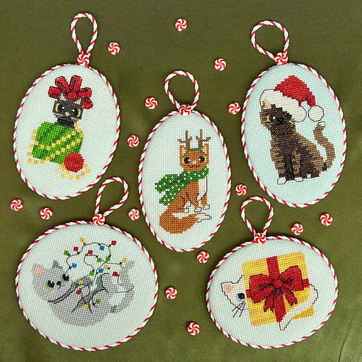 Kitty Ornaments by The Stitchin' Kitten