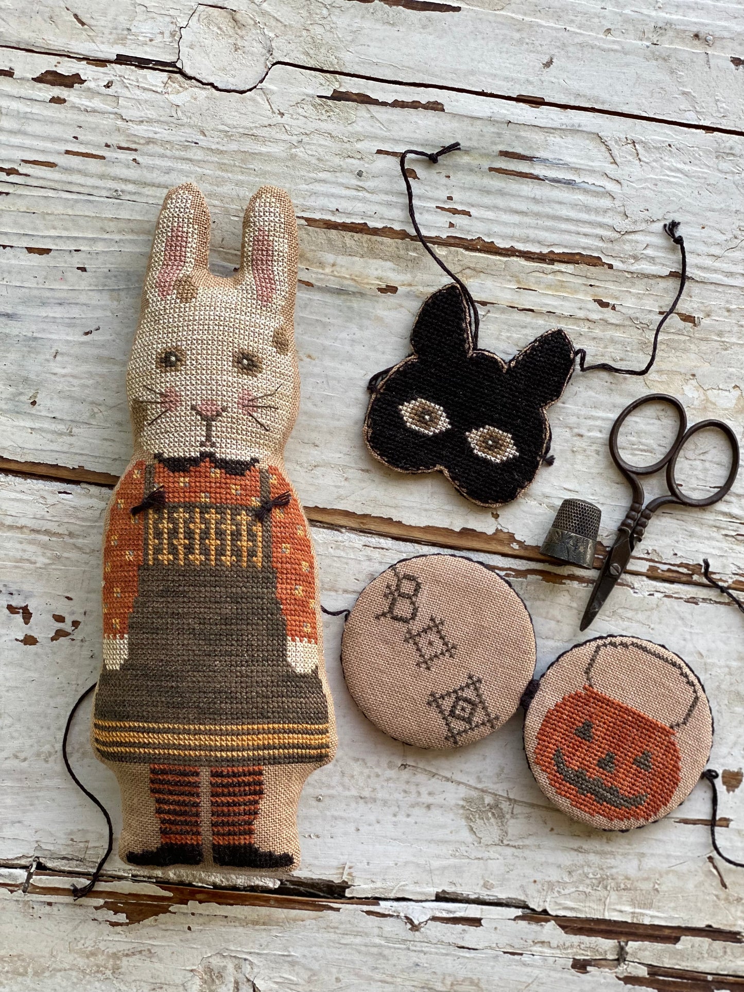 Animal Cracker Series +Nettle+ by Stacy Nash Design for Needlework Marketplace