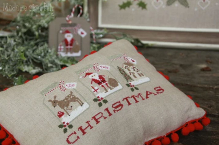 ✓ Advent Sunday by Madame Chantilly