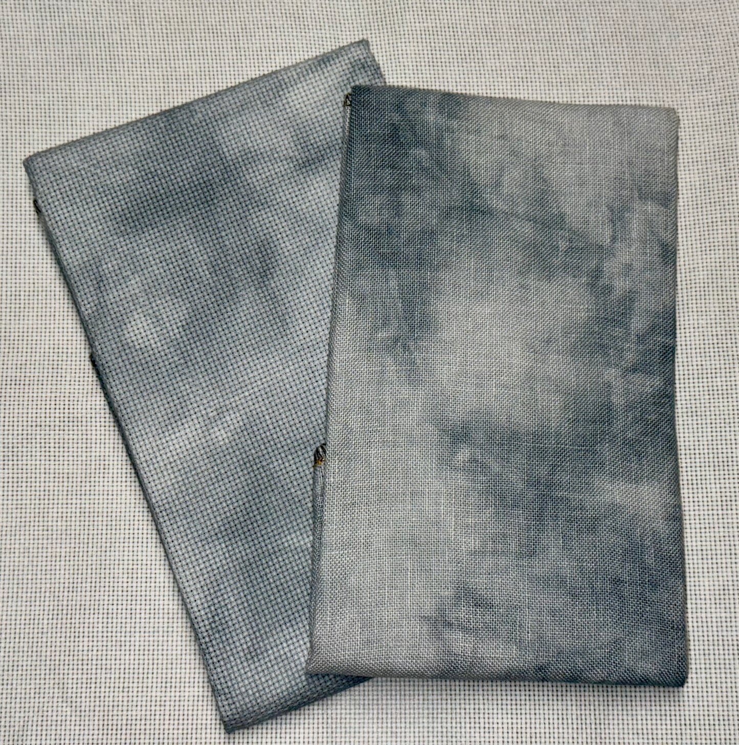 ✓ 18ct Aida: River Rock 18x27 Fat Quarter by Millennial Fabrics