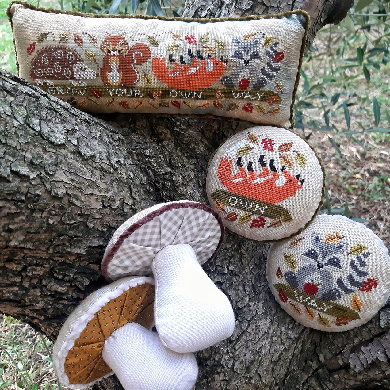 Grow your own way (Fox and Raccoon) by Puntini Puntini for Needlework Marketplace
