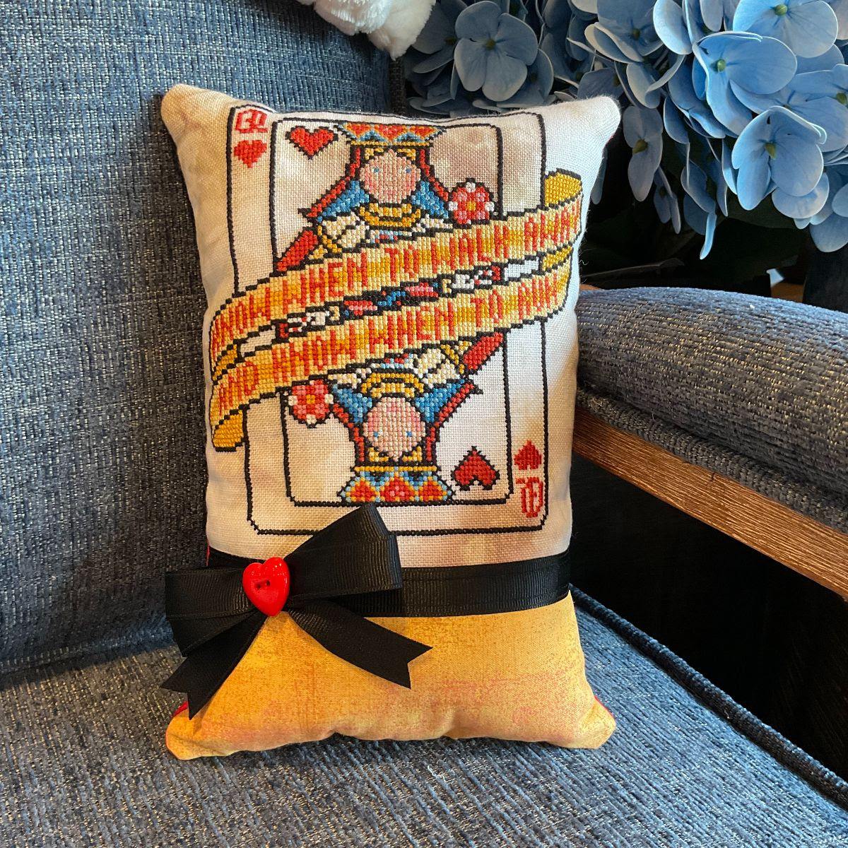 ✓ Queen of Hearts by Dirty Annie