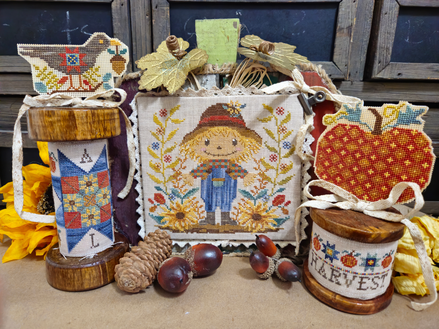 Scarecrow Spool Set by Quaint Rose NeedleArts for Needlework Marketplace