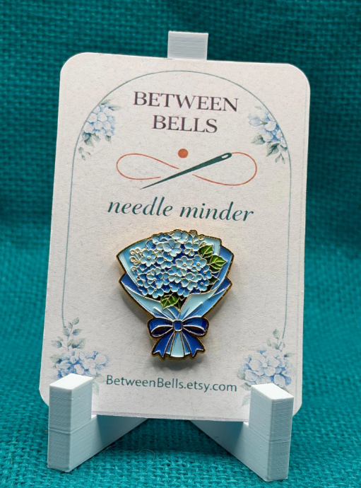 "Blue Hydrangea Bouquet" Needle Minder by Between Bells