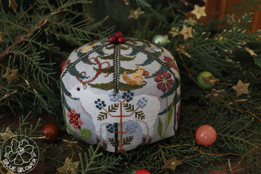 ✩November 25' Preorder✩ Festive Forest by The Blue Flower