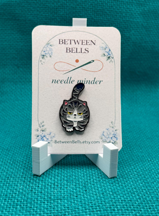 "Grumpy Cat" Needle Minder by Between Bells