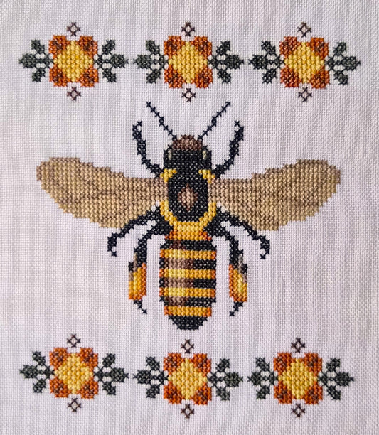 Honey Bee by The Artsy Housewife