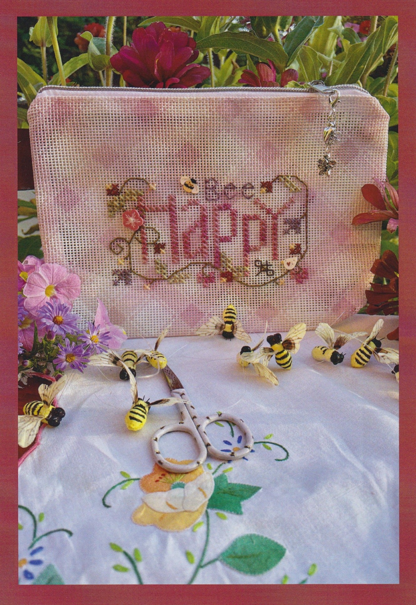 ✓ "Bee Happy" Mini Bag Pattern by Shepherd's Bush