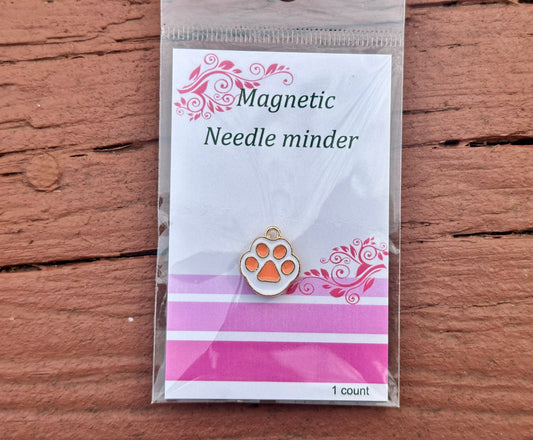 Enamel Needle Minder- Paw Print