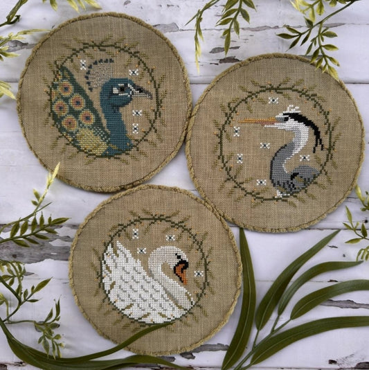 Elegant Birds Trio by Puntini Puntini