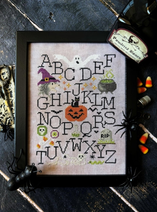 ✩Preorder✩ Halloween Alphabet Sampler by Puntini Puntini