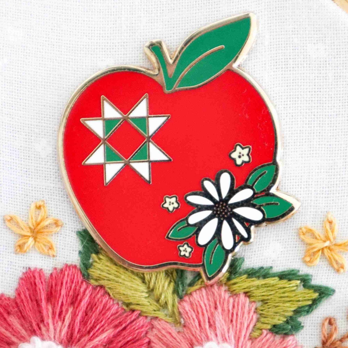 *Preorder* Apple Picking Magnetic Needle Minder by Flamingo Toes