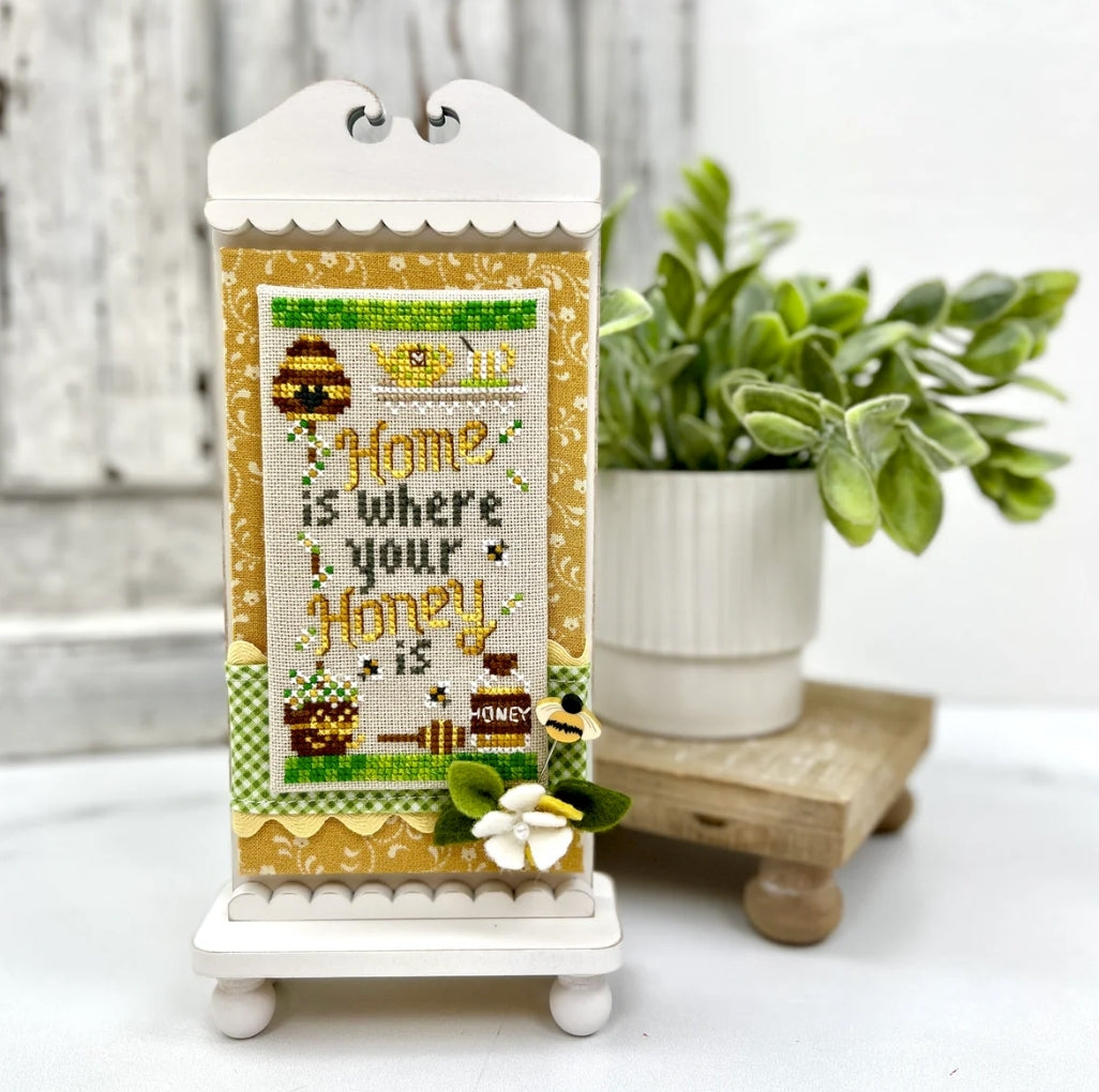Petite Curio Frame by Paisley and Polka Dot