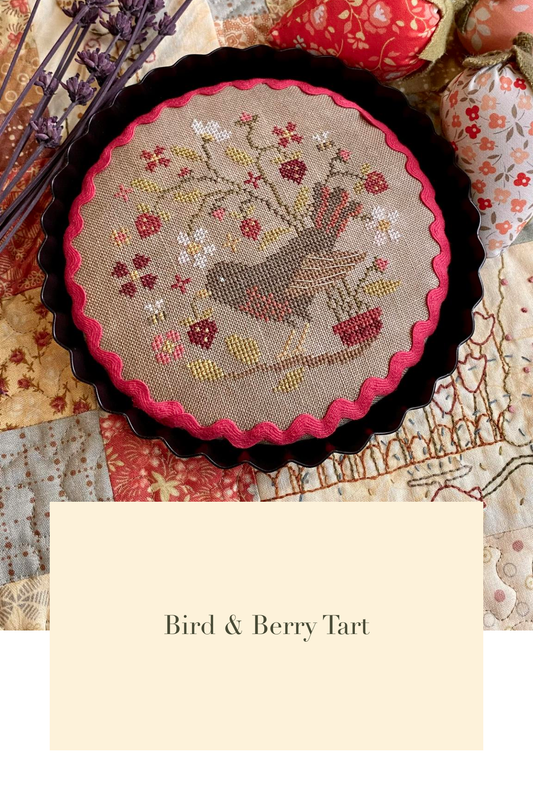 ✩Preorder✩ Bird and Berry Tart by Blueberry Ridge Design