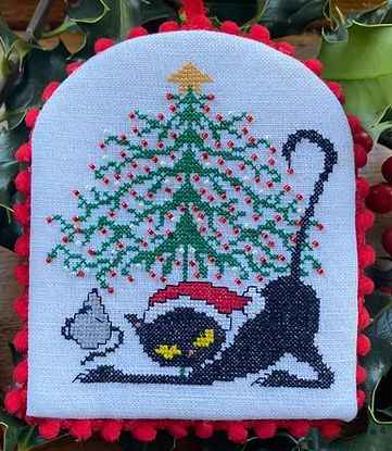 *PREORDER* Cat and Mouse by Keslyns for Needlework Marketplace