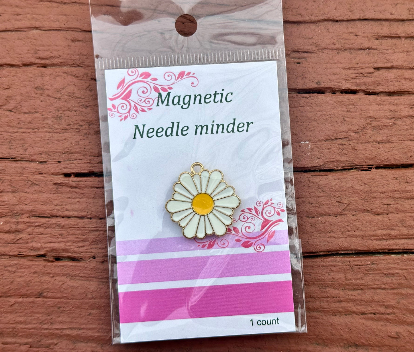 Enamel Needle Minder- Daisy