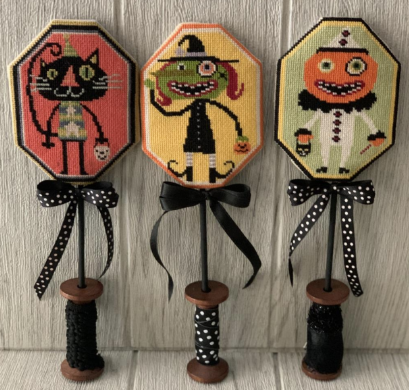 ✩Preorder✩ Fang and Big Eye Gang by Twin Peak Primitives