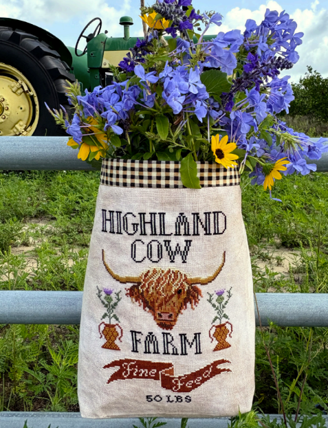 ✩Preorder✩ Highland Cow Feed Sack by Carriage House Samplings