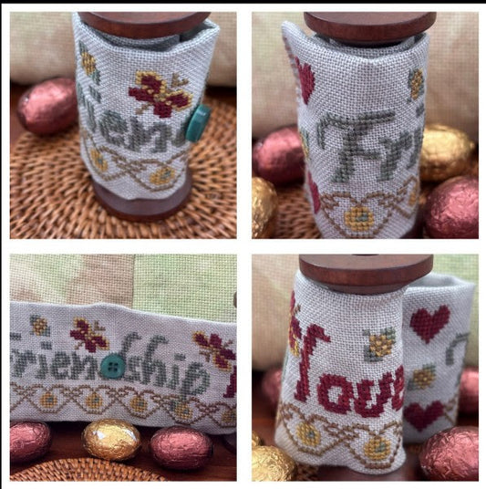 ✩Preorder✩  Friendship Scroll by Paddock Lane Designs