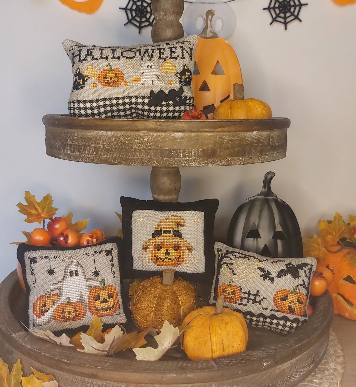 Halloween Set Pillows by Serenita di Campagna for Needlework Marketplace