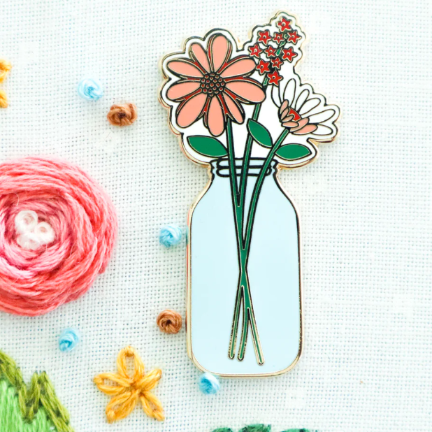 Mason Jar Vase Magnetic Needle Minder by Flamingo Toes