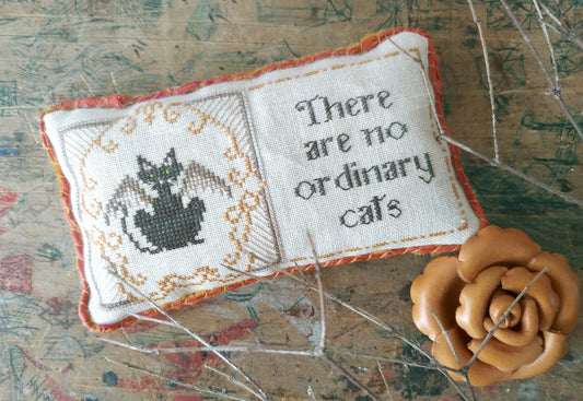 ✩Preorder✩ No ordinary cats by Mojo Stitches