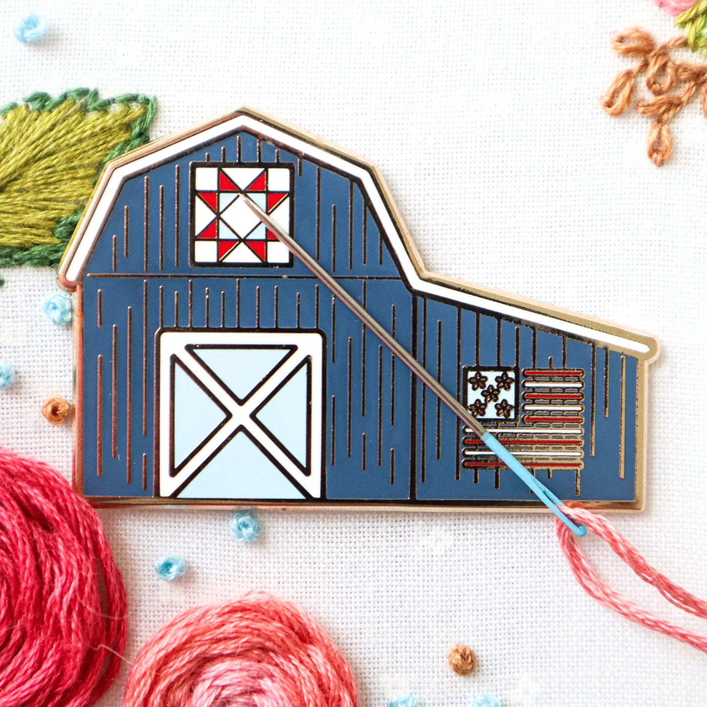 Patriotic Barn Needle Minder by Flamingo Toes