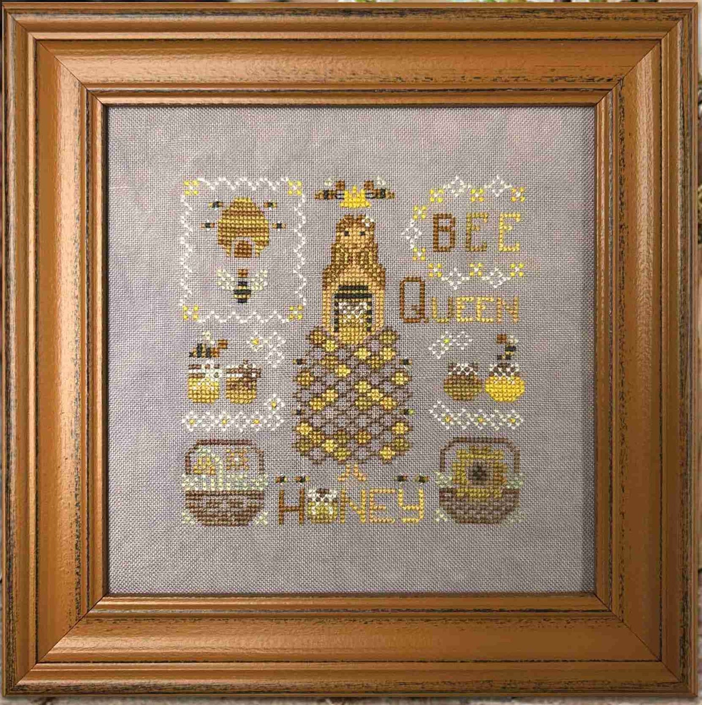 *Preorder* Queen Bee by StitchyPrincess