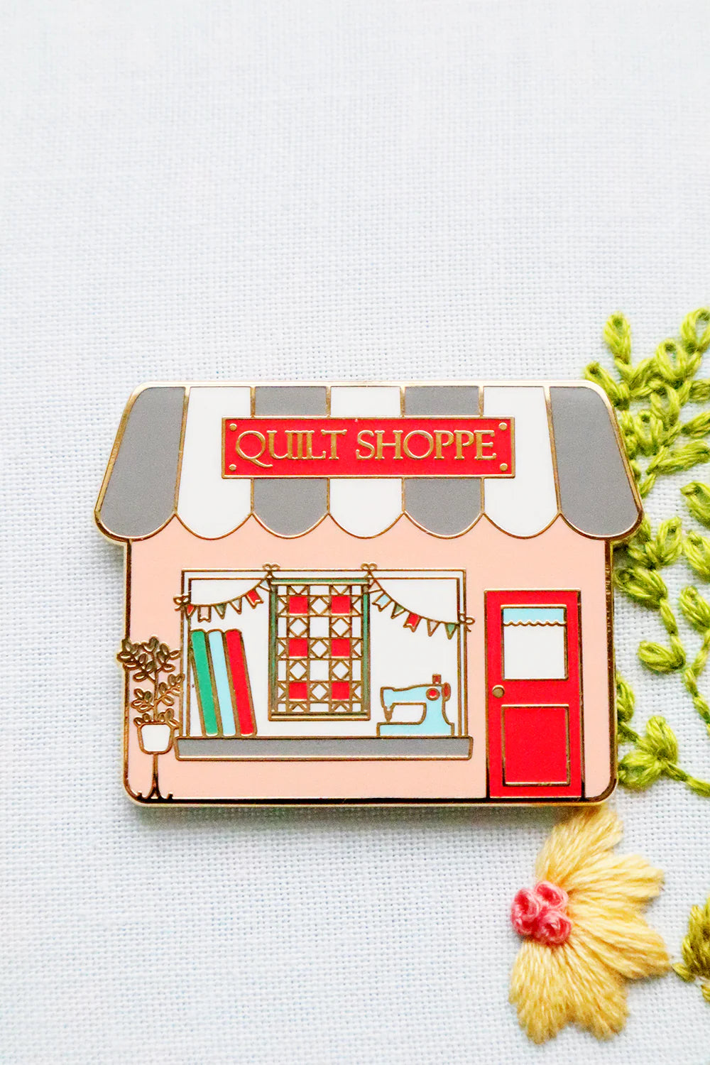 Quilt Shop Magnetic Needle Minder by Flamingo Toes