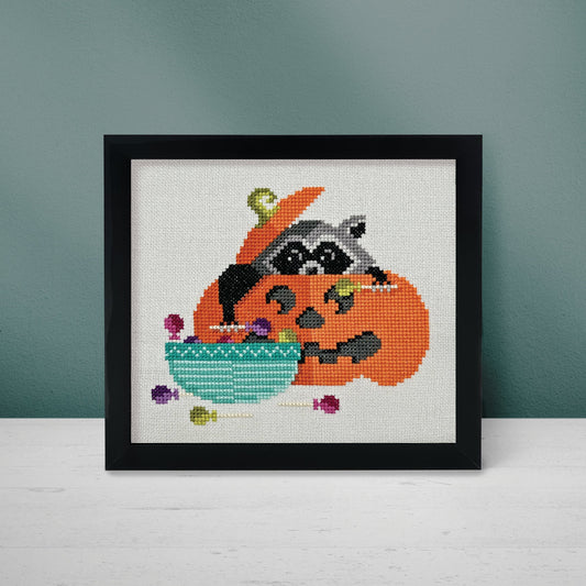 ✩Preorder✩ Snack-O-Lantern by Boomerang Stitches