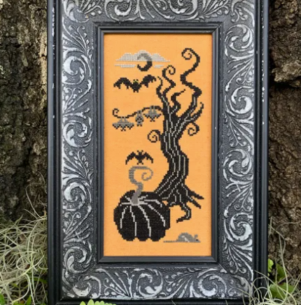 ✩Preorder✩ Twisted Pumpkin by Carriage House Samplings