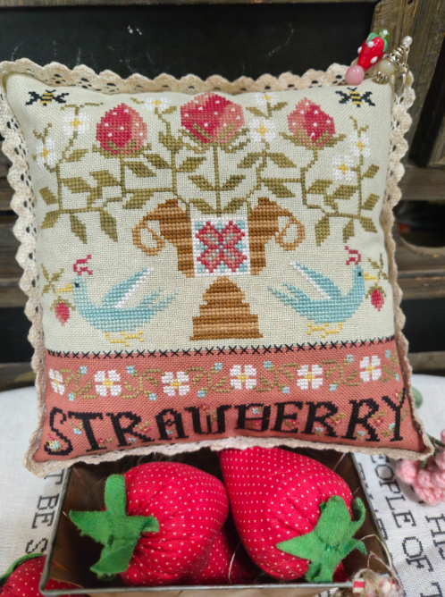 Strawberry Urn by Quaint Rose Needlearts