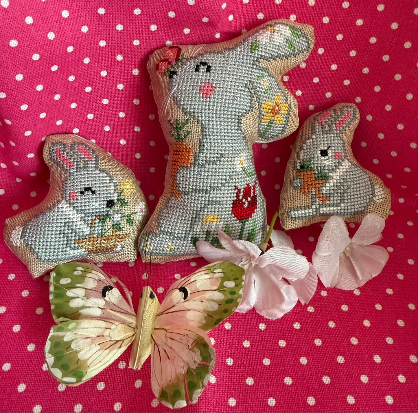 Bunnies (Mommy and cubs series) by Romy's Creations