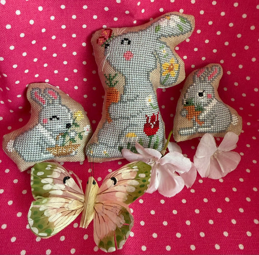 Bunnies (Mommy and cubs series) by Romy's Creations