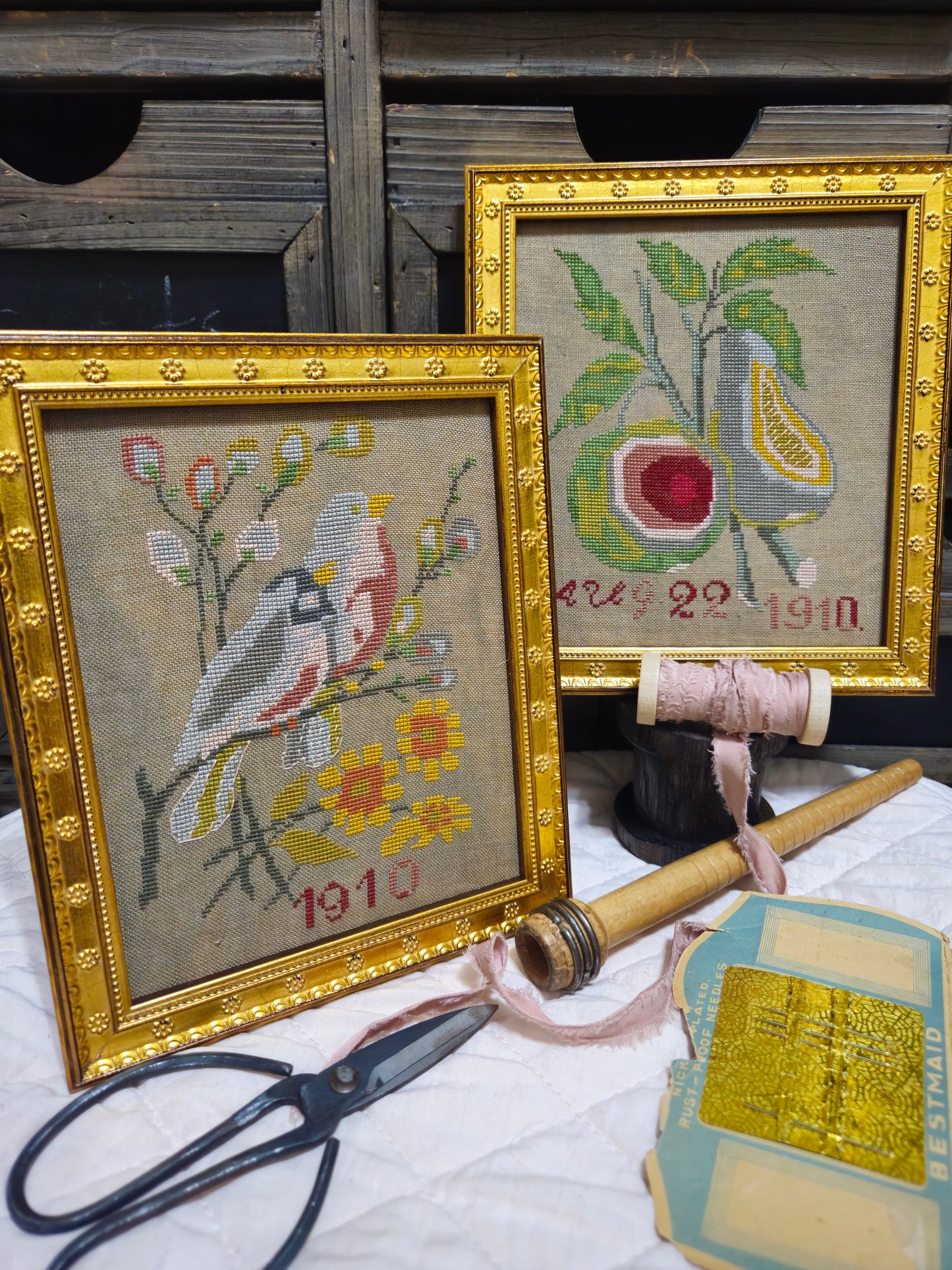 1910 Bird and Pear by Quaint Rose Needlearts