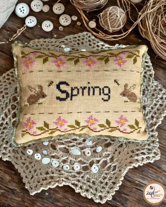 Spring Pincushions by MTVDesigns