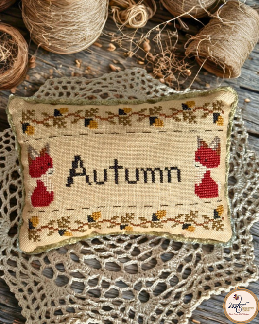 Autumn Pincushions by MTVDesigns