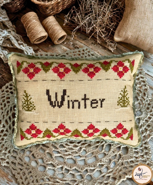 Winter Pincushions by MTVDesigns