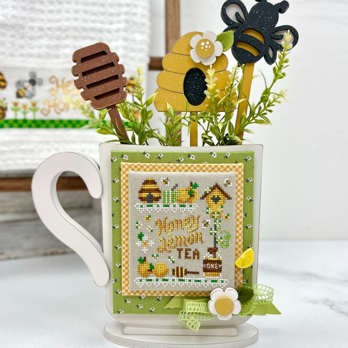 Honey Lemon Tea by Dirty Annie