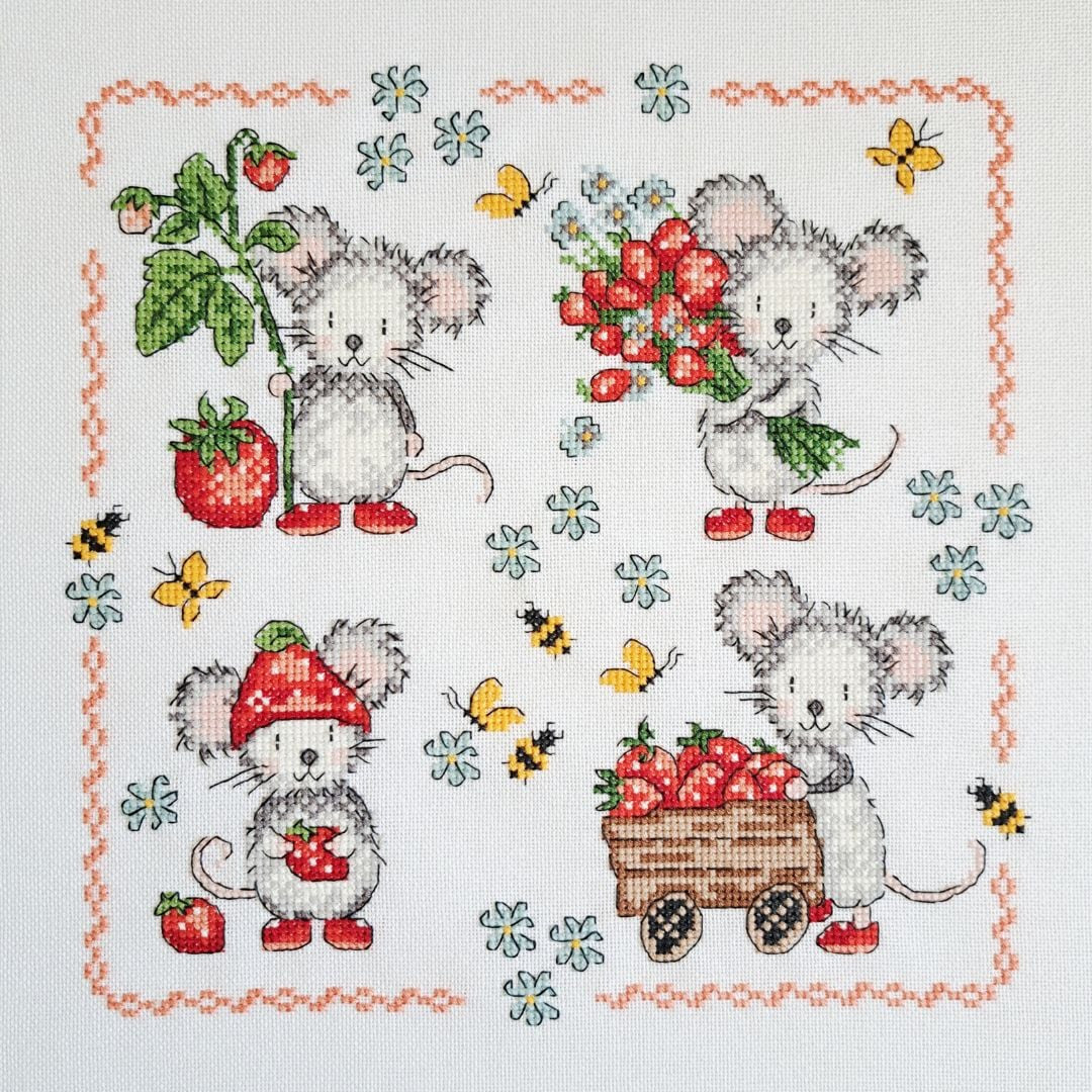 *Preorder* Strawberry Mouse Sampler by Artmishka