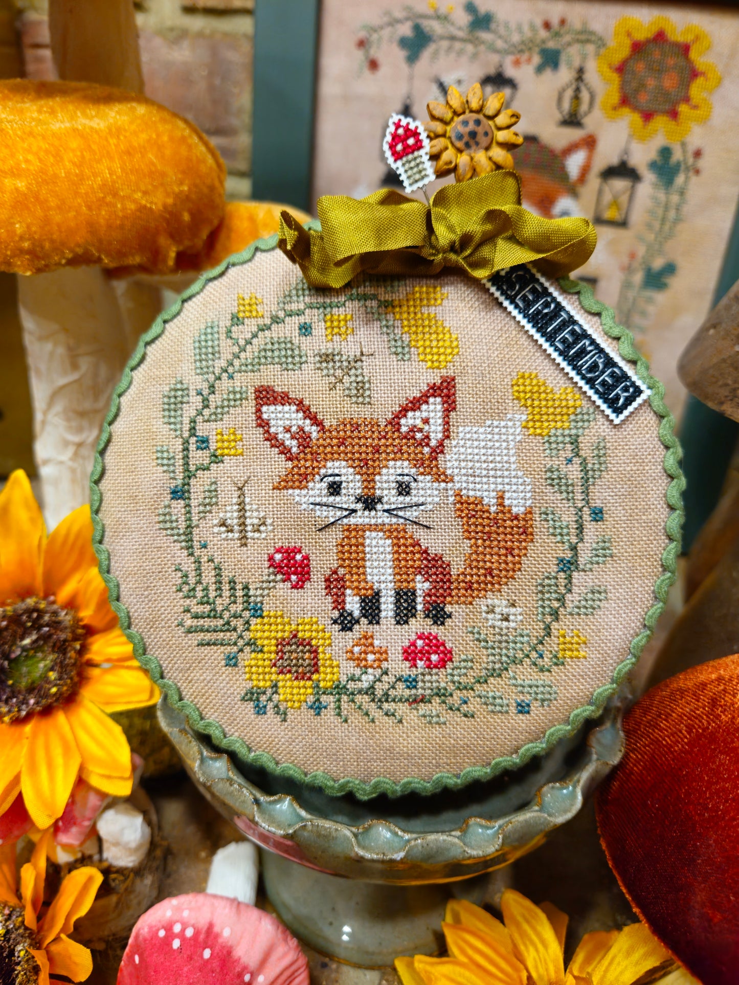 *Preorder* Pin Drum Shorties Month #9 Fox by Quaint Rose Needlearts
